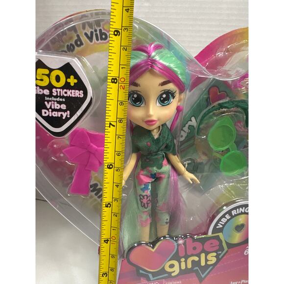 vibe girls, Jamie nature vibe, has long green & pink hair down to her feet. NWT - Picture 7 of 7